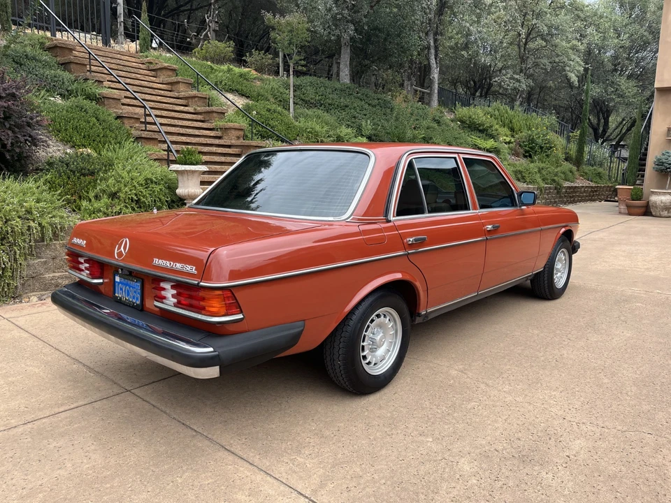 1983 Mercedes-Benz 190E - Image 7 of 31