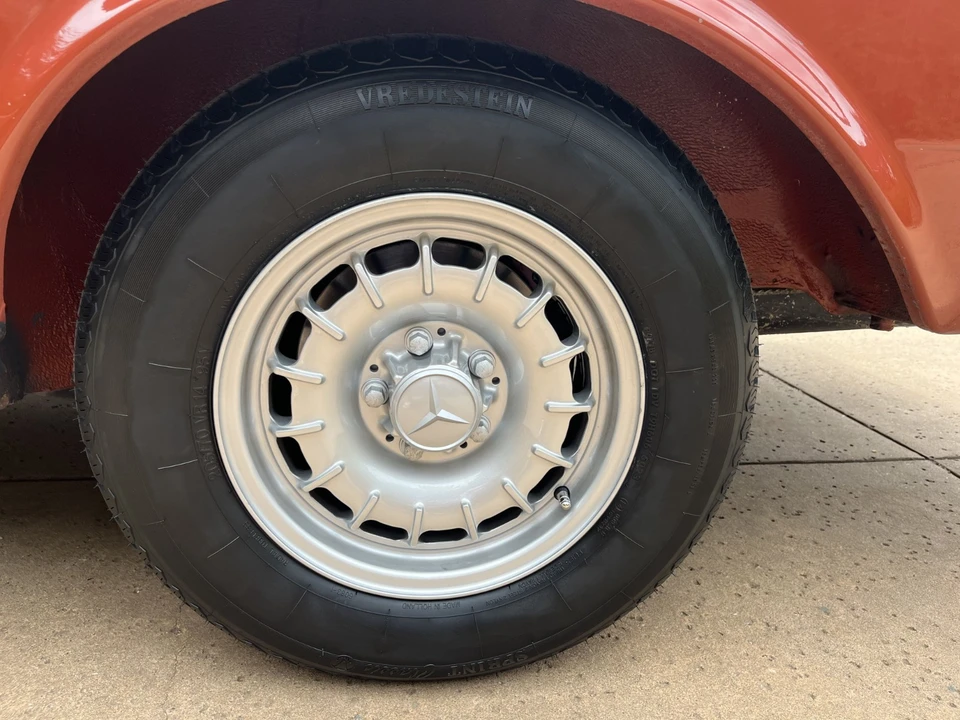 1983 Mercedes-Benz 190E - Image 16 of 31
