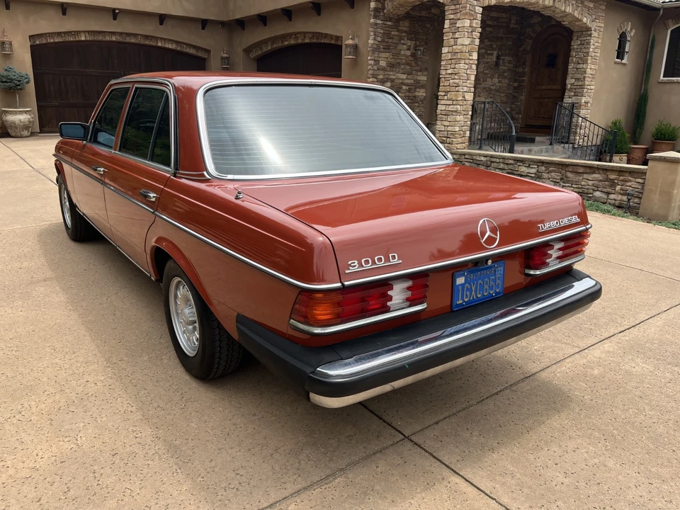 1983 Mercedes-Benz 190E - Image 18 of 31