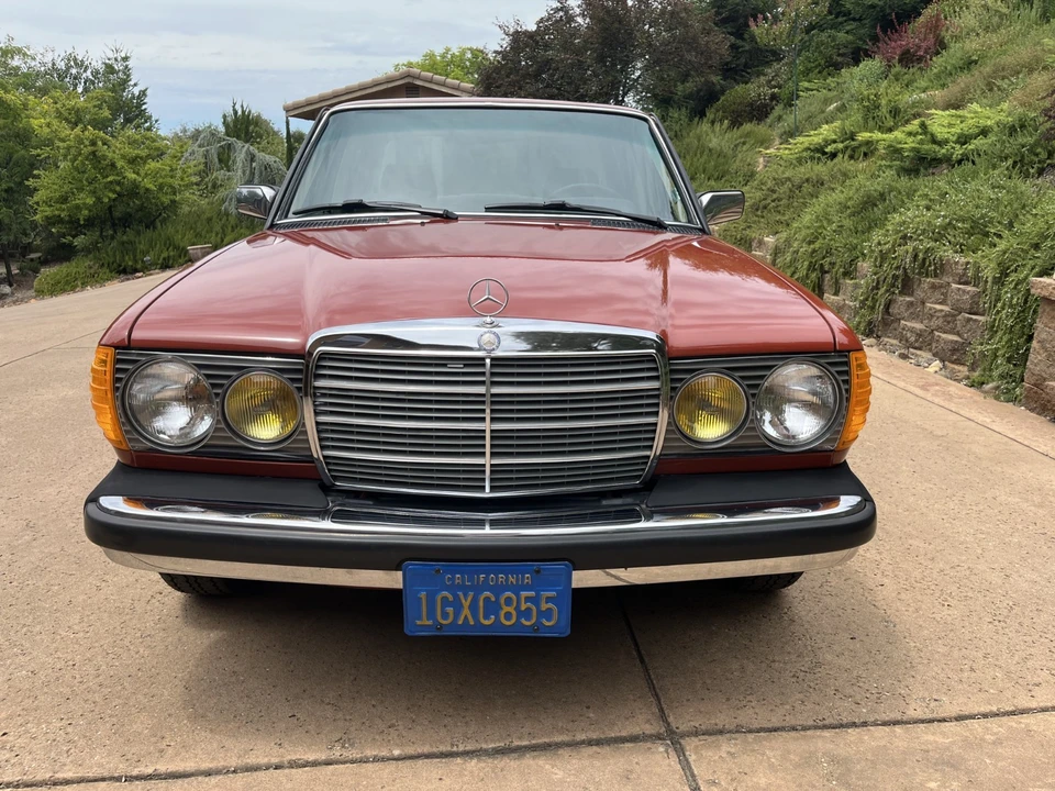 1983 Mercedes-Benz 190E - Image 13 of 31