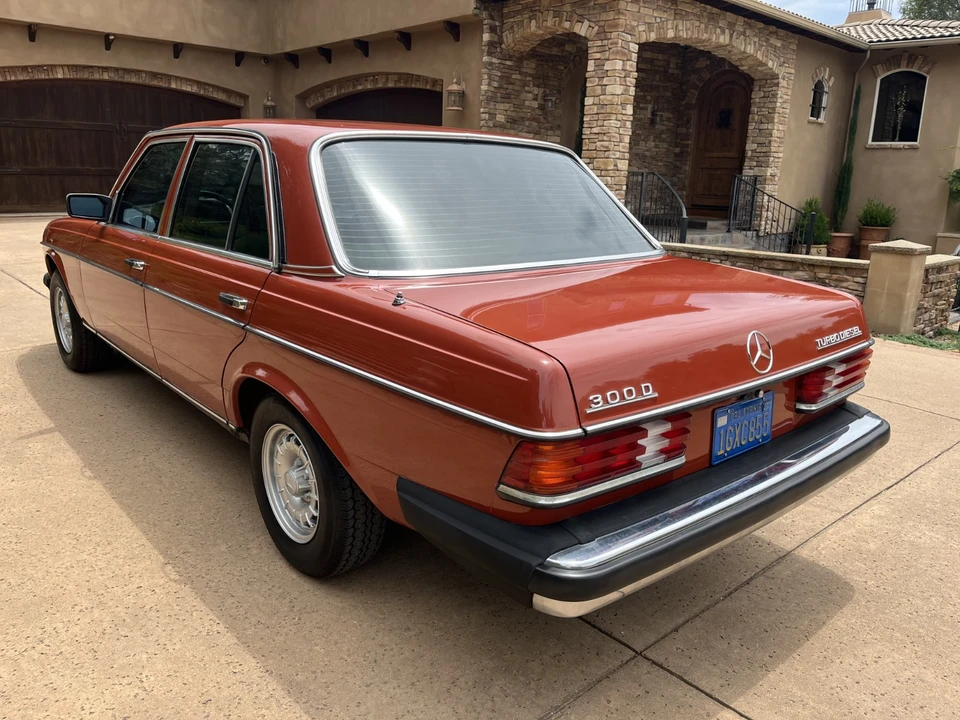1983 Mercedes-Benz 190E - Image 9 of 31