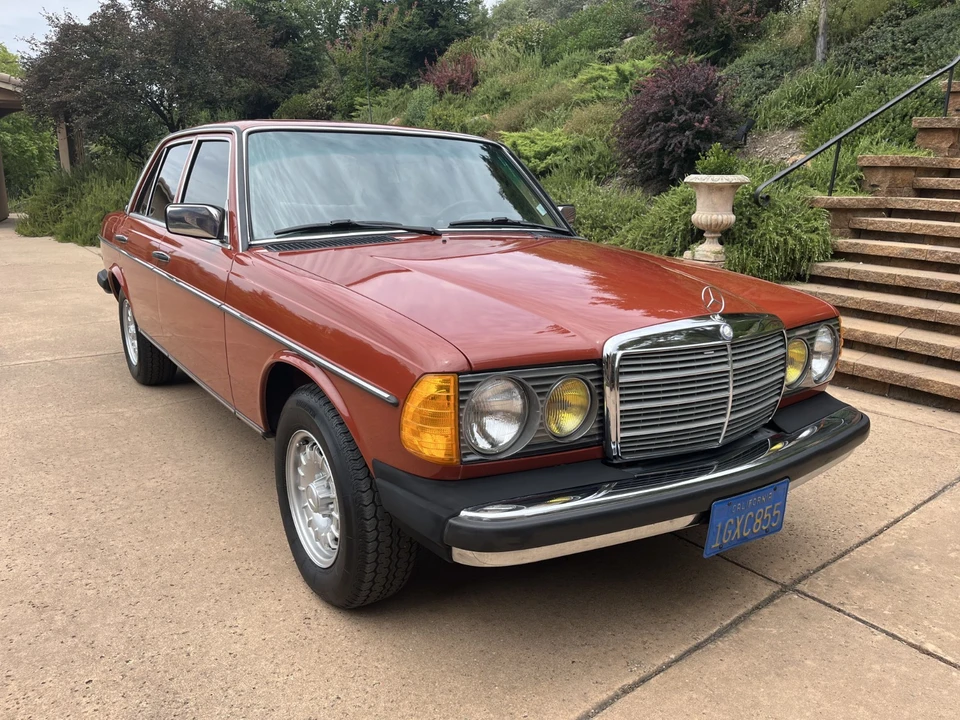 1983 Mercedes-Benz 190E - Image 3 of 31