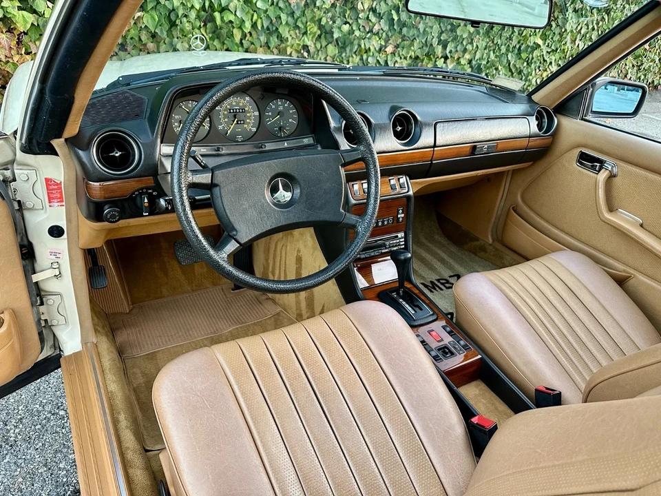 1983 Mercedes-Benz W123 - Image 20 of 21