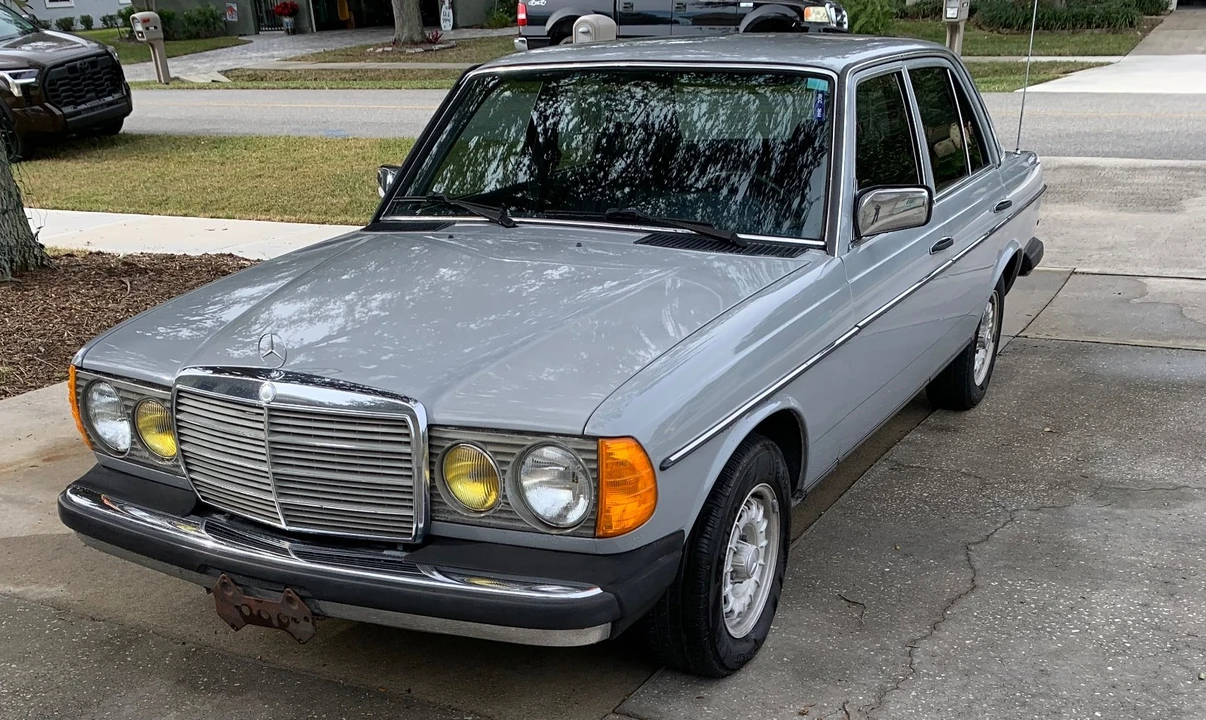 1983 Mercedes-Benz W120 & W121 - Image 10 of 21