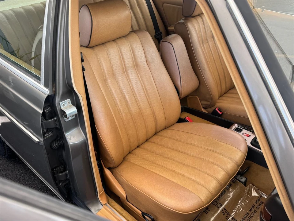 1983 Mercedes-Benz 190E - Image 26 of 31