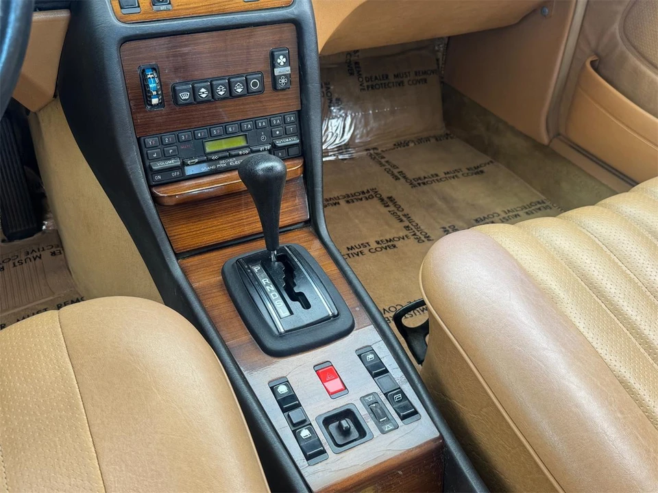 1983 Mercedes-Benz 190E - Image 29 of 31