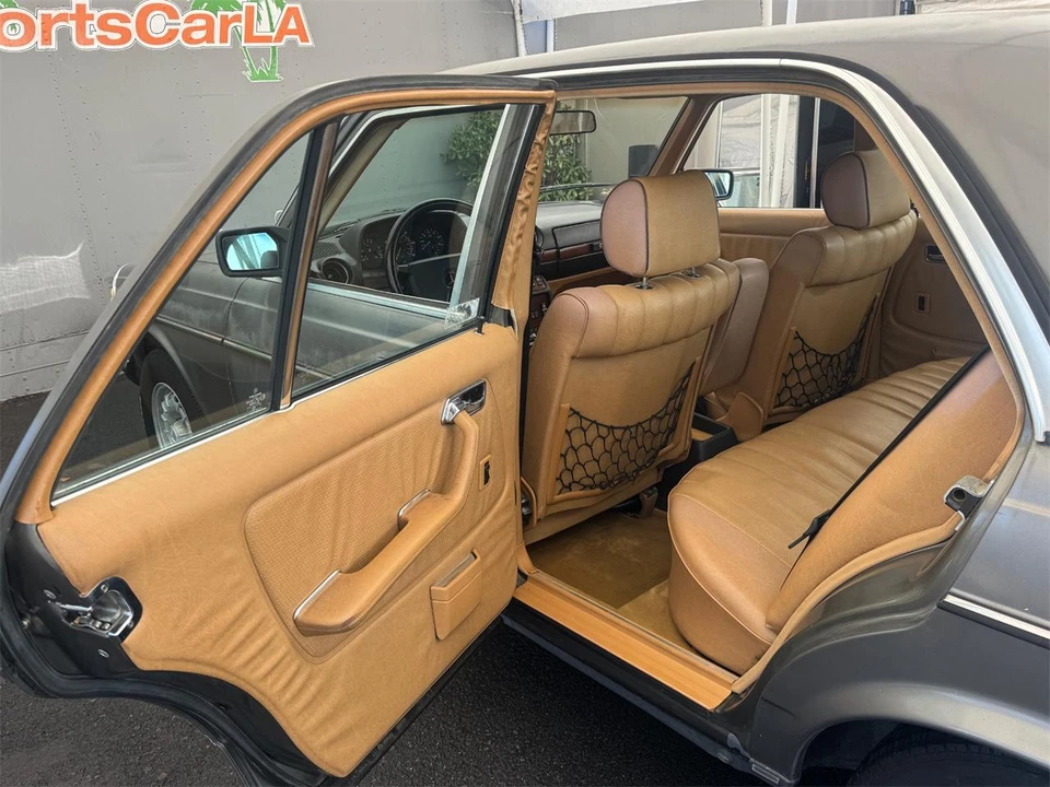 1983 Mercedes-Benz 190E - Image 23 of 31