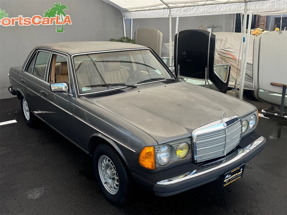 1983 Mercedes-Benz 190E - Image 5 of 31