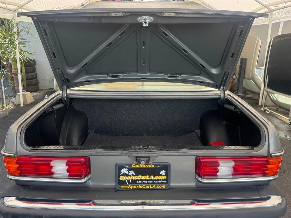 1983 Mercedes-Benz 190E - Image 21 of 31