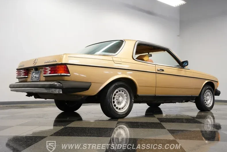 1983 Mercedes-Benz W123 Coupe (C123) - Image 24 of 31