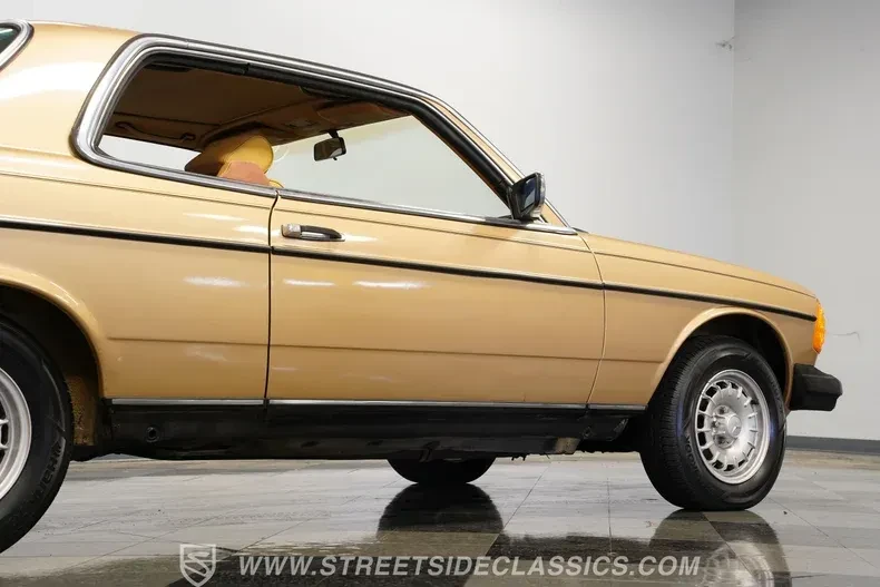 1983 Mercedes-Benz W123 Coupe (C123) - Image 25 of 31