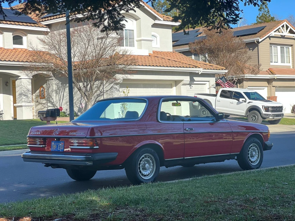 1983 Mercedes-Benz W123 Coupe (C123) - Image 21 of 31