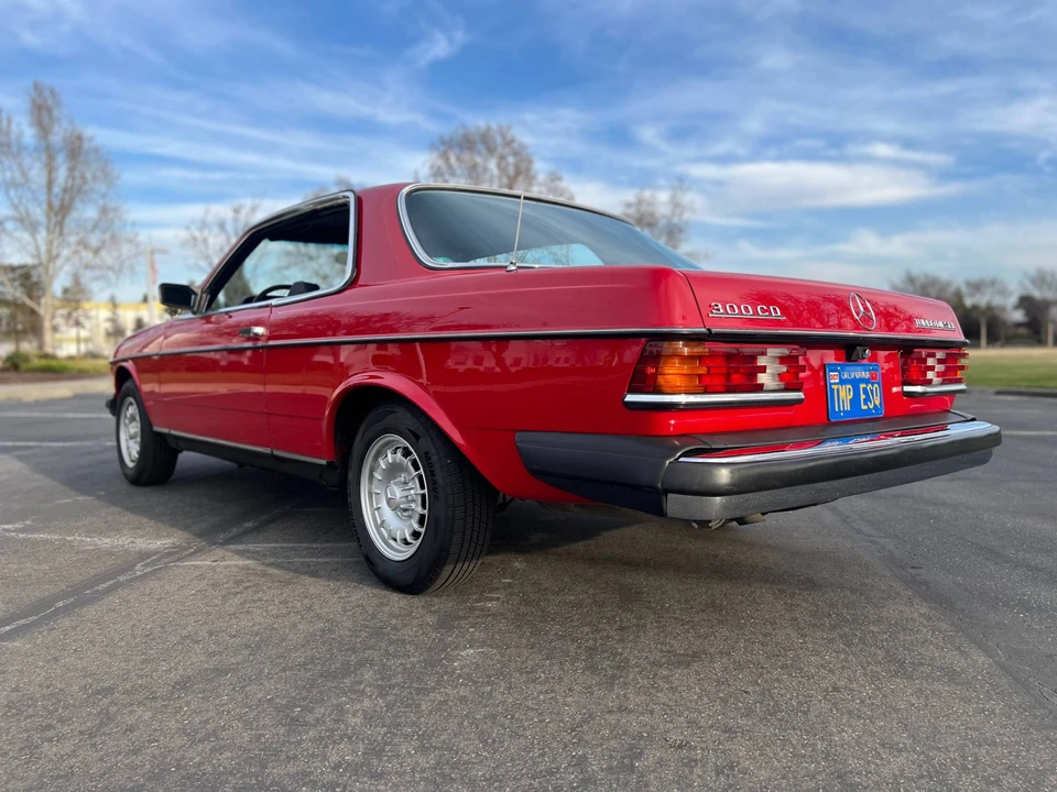 1983 Mercedes-Benz W123 Coupe (C123) - Image 9 of 31