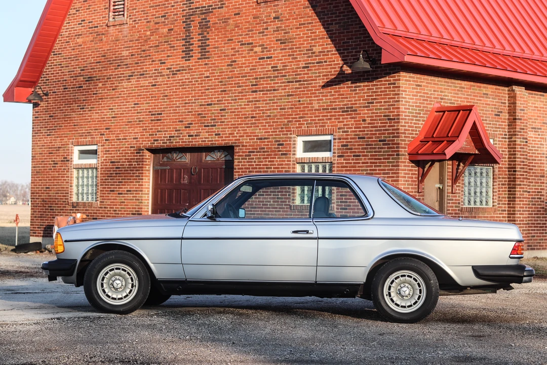 1983 Mercedes-Benz W123 Coupe (C123) - Image 27 of 31