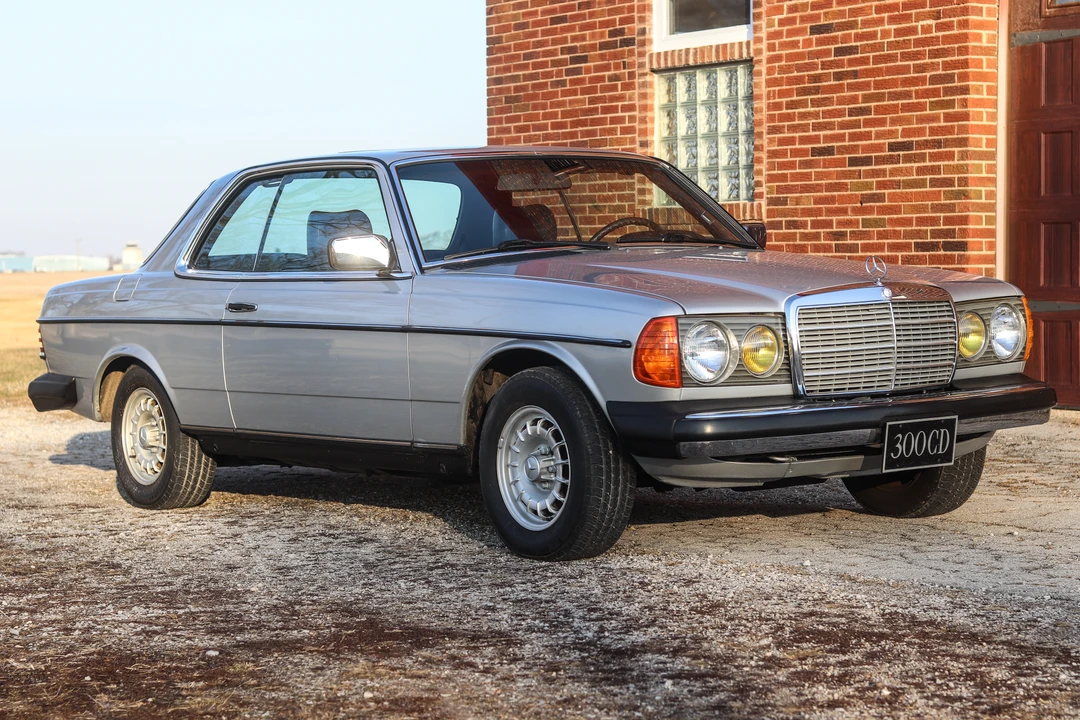 1983 Mercedes-Benz W123 Coupe (C123) - Image 13 of 31