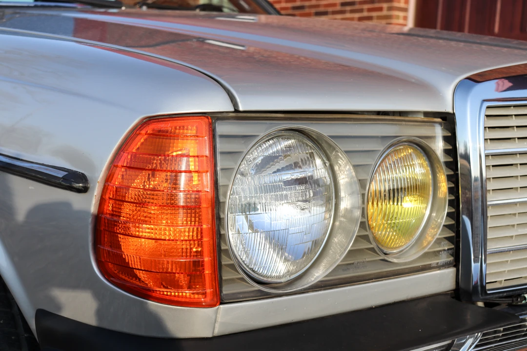 1983 Mercedes-Benz W123 Coupe (C123) - Image 29 of 31