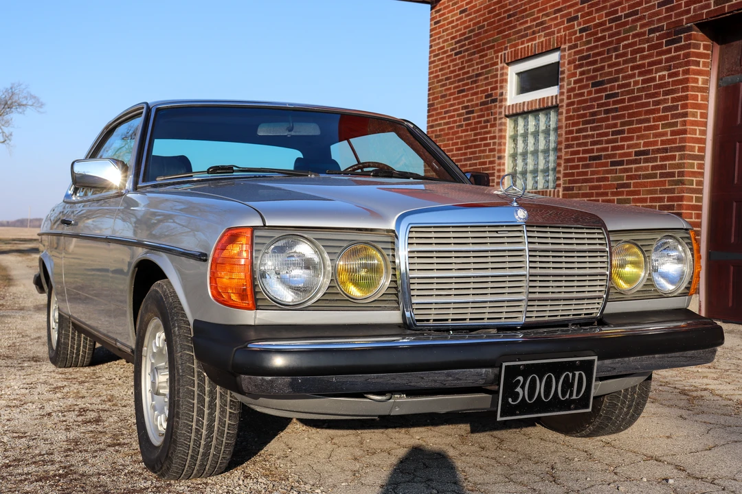 1983 Mercedes-Benz W123 Coupe (C123) - Image 11 of 31