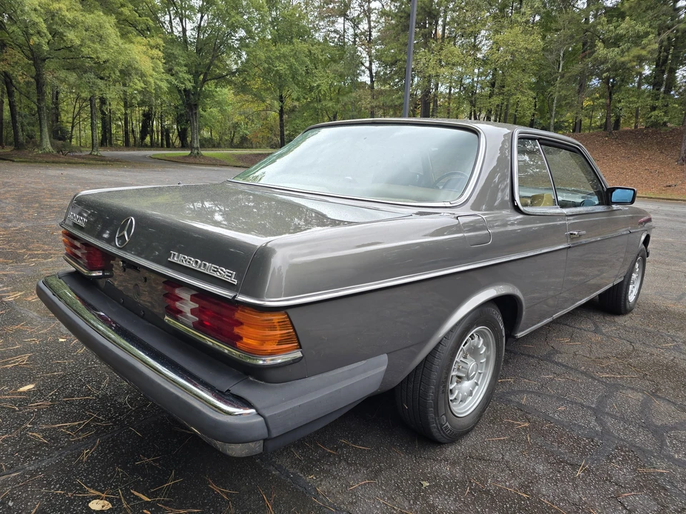 1983 Mercedes-Benz W123 Coupe (C123) - Image 6 of 31