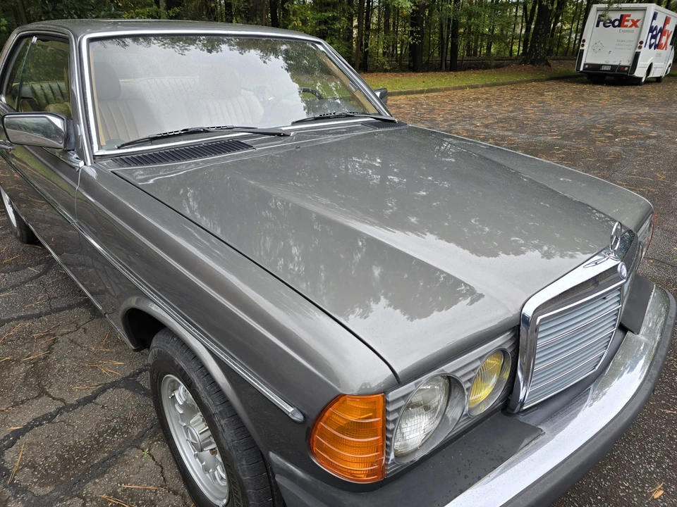 1983 Mercedes-Benz W123 Coupe (C123) - Image 16 of 31