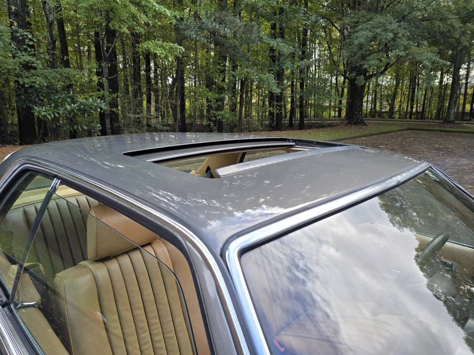 1983 Mercedes-Benz W123 Coupe (C123) - Image 25 of 31