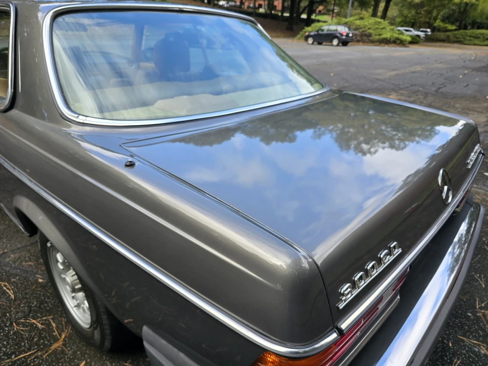 1983 Mercedes-Benz W123 Coupe (C123) - Image 12 of 31
