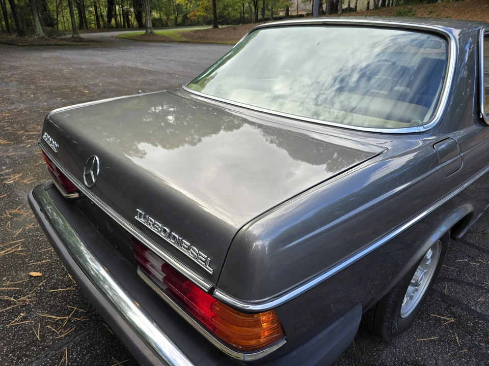 1983 Mercedes-Benz W123 Coupe (C123) - Image 15 of 31