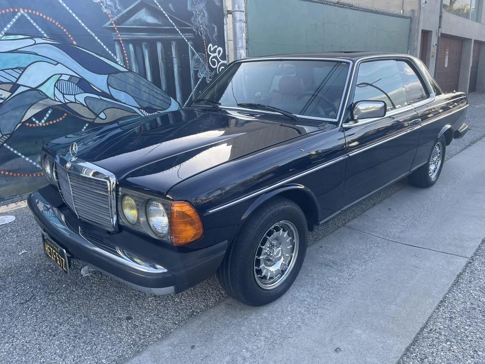 1983 Mercedes-Benz W123 Coupe (C123) - Image 2 of 31