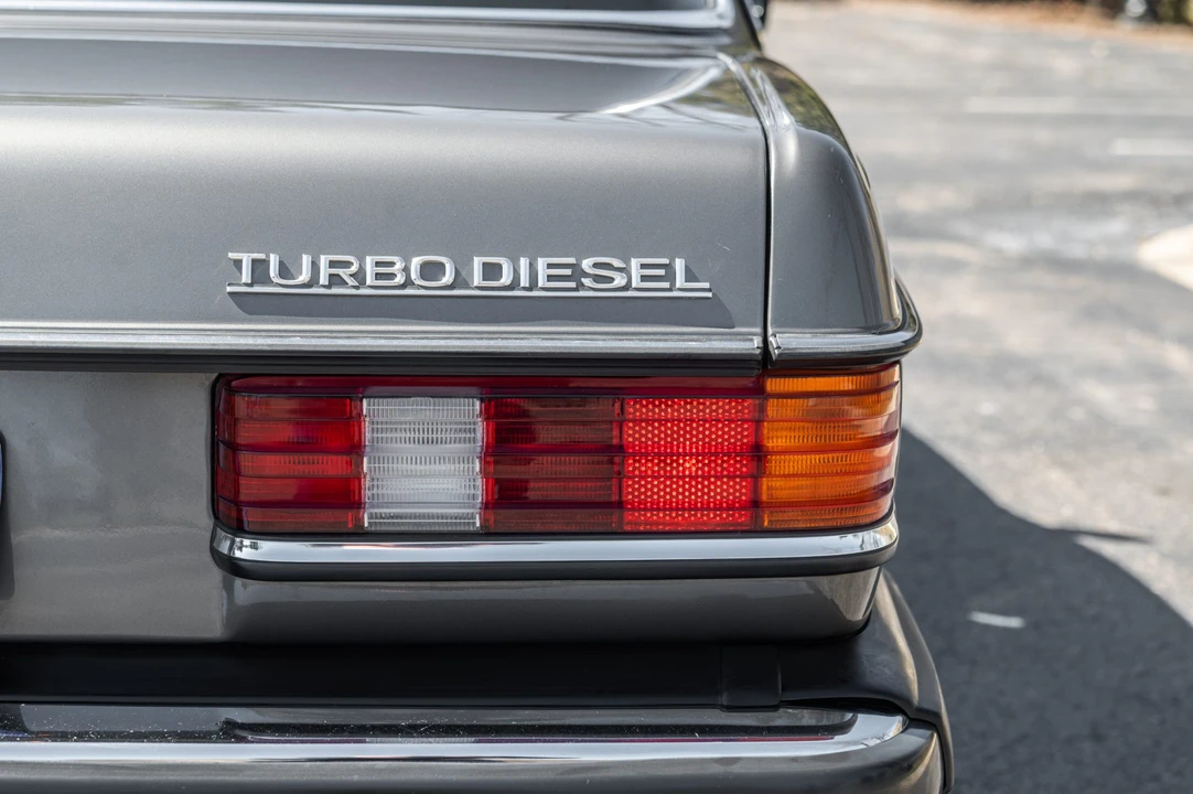 1983 Mercedes-Benz W123 Coupe (C123) - Image 17 of 31