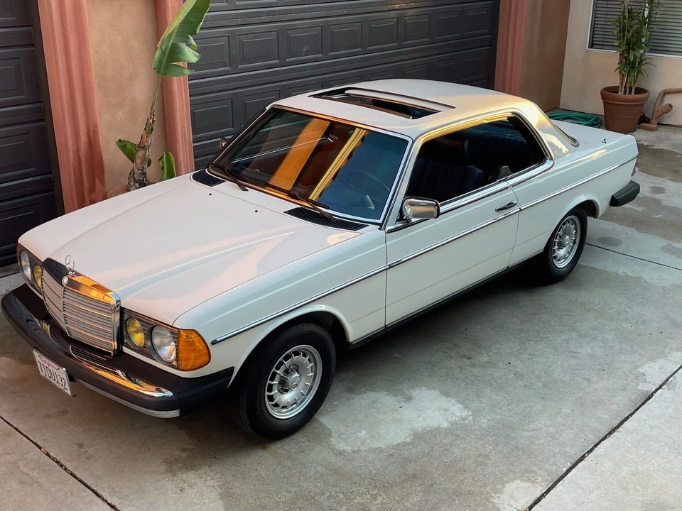 1983 Mercedes-Benz W123 Coupe (C123) - Image 3 of 31