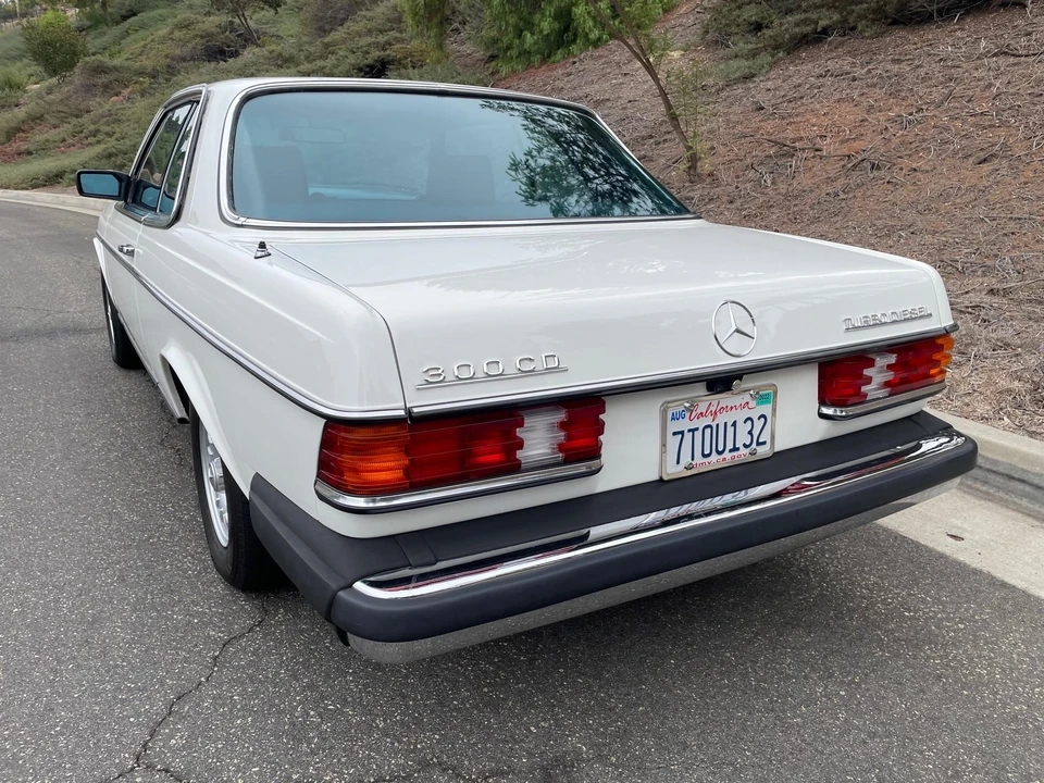 1983 Mercedes-Benz W123 Coupe (C123) - Image 12 of 31