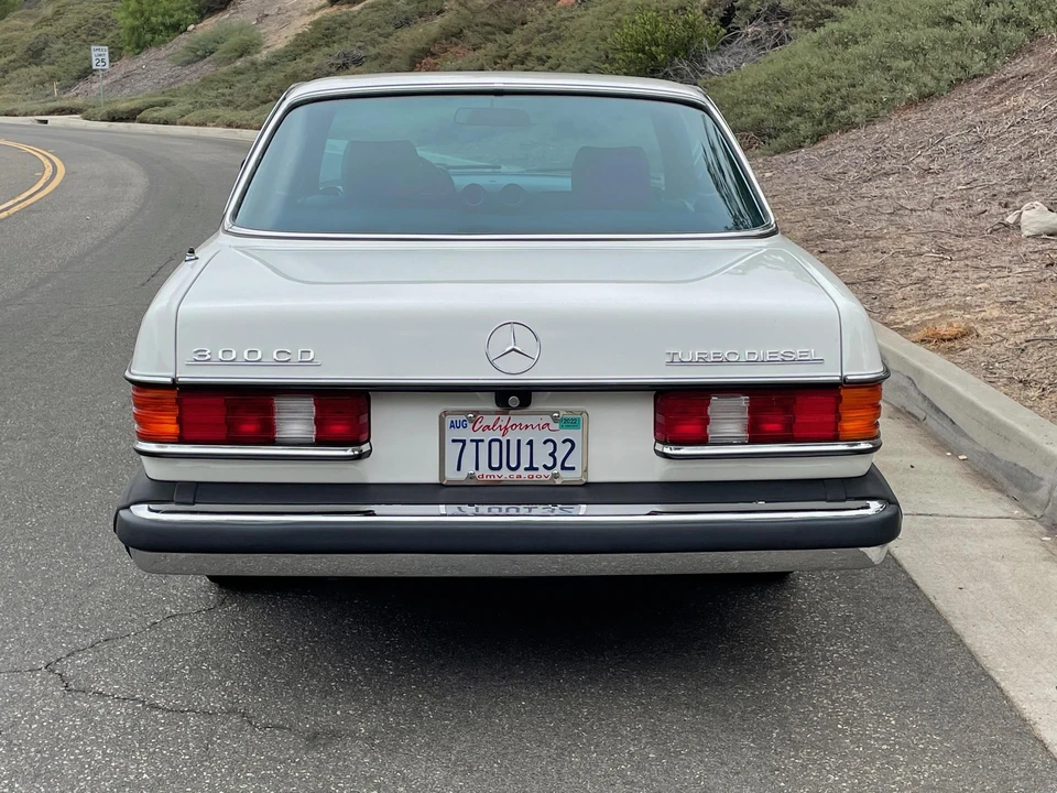 1983 Mercedes-Benz W123 Coupe (C123) - Image 11 of 31