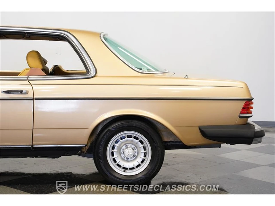 1983 Mercedes-Benz W123 Coupe (C123) - Image 23 of 31