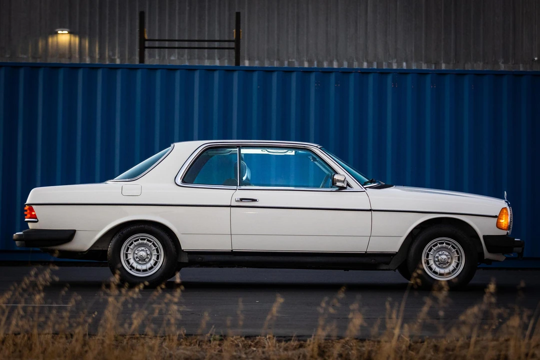 1983 Mercedes-Benz E-Class - Image 3 of 31