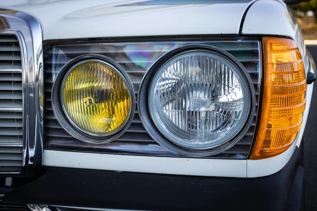 1983 Mercedes-Benz E-Class - Image 20 of 31