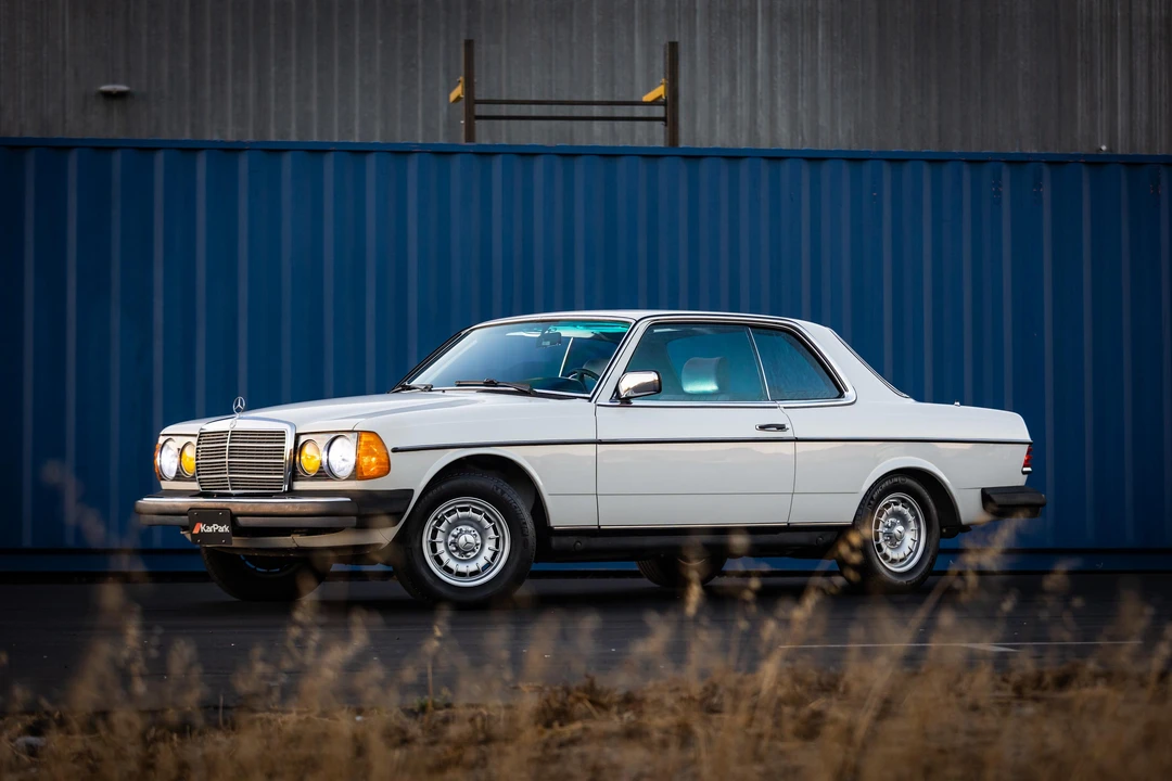 1983 Mercedes-Benz E-Class - Image 7 of 31