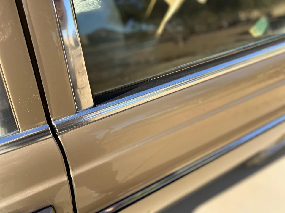 1983 Mercedes-Benz W123 Sedan - Image 29 of 31