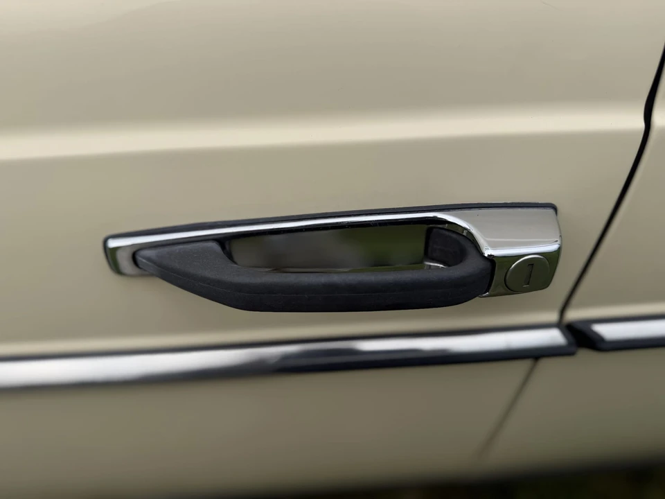 1983 Mercedes-Benz W123 Sedan - Image 26 of 31