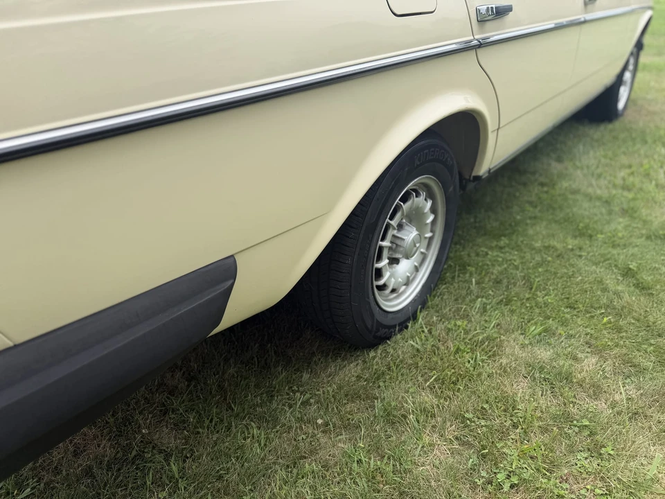 1983 Mercedes-Benz W123 Sedan - Image 23 of 31