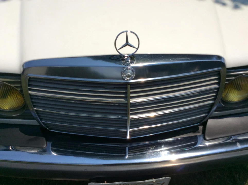 1983 Mercedes-Benz W123 Sedan - Image 28 of 31