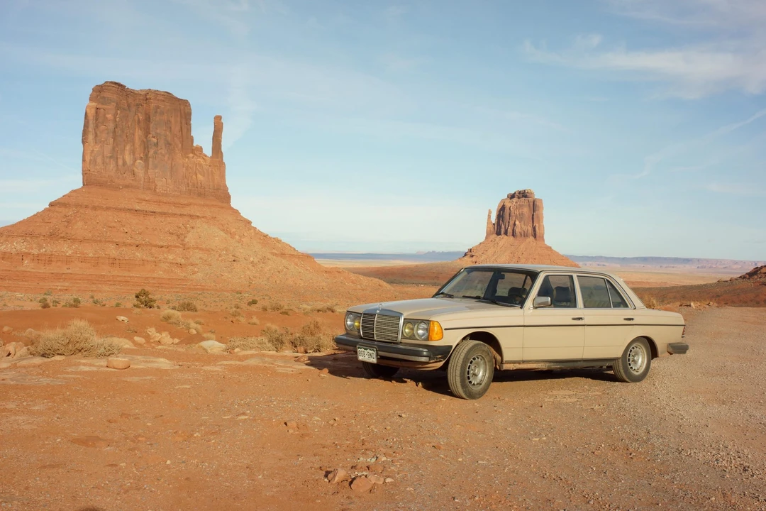 1983 Mercedes-Benz W123 Sedan - Image 23 of 31
