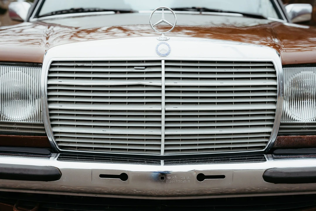 1983 Mercedes-Benz W123 Sedan - Image 23 of 31