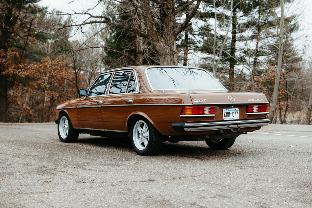 1983 Mercedes-Benz W123 Sedan - Image 6 of 31