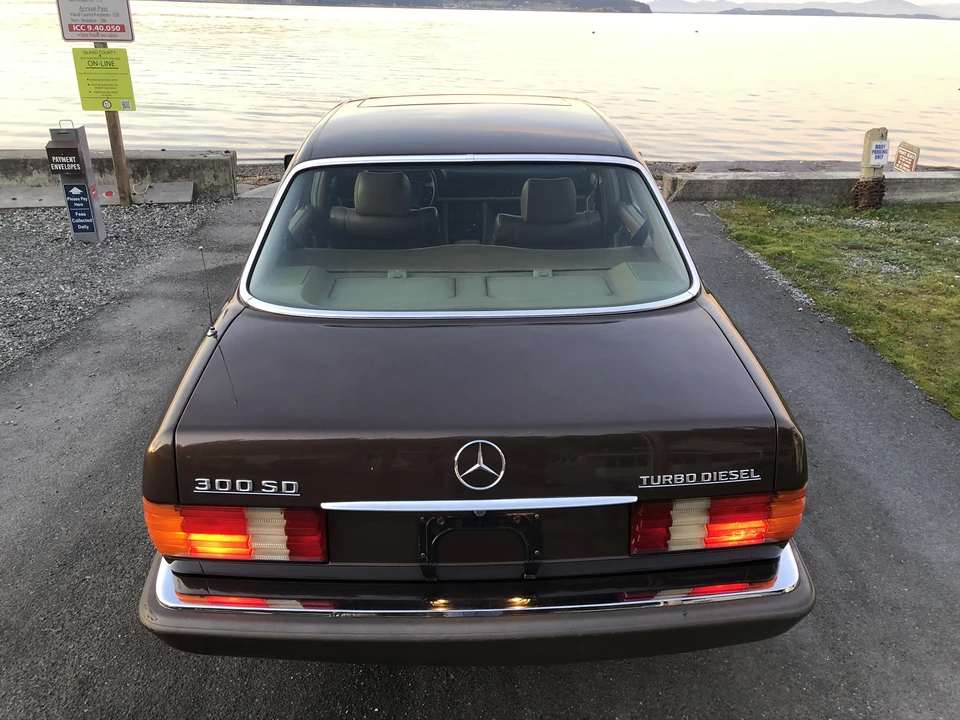 1983 Mercedes-Benz W126 S-Class Sedan - Image 6 of 31
