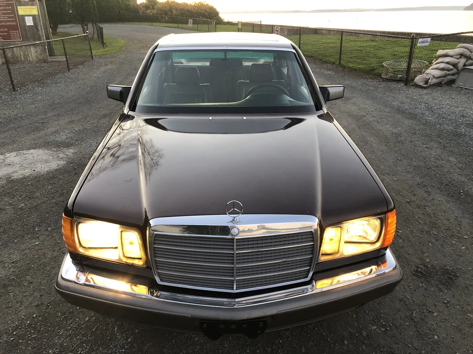 1983 Mercedes-Benz W126 S-Class Sedan - Image 2 of 31