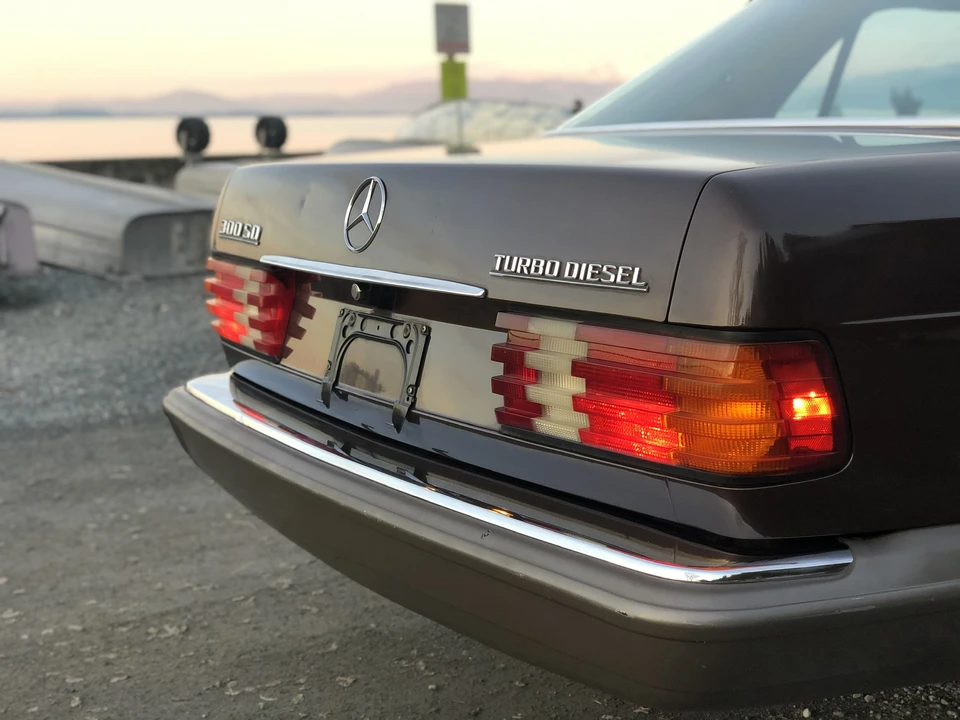 1983 Mercedes-Benz W126 S-Class Sedan - Image 16 of 31