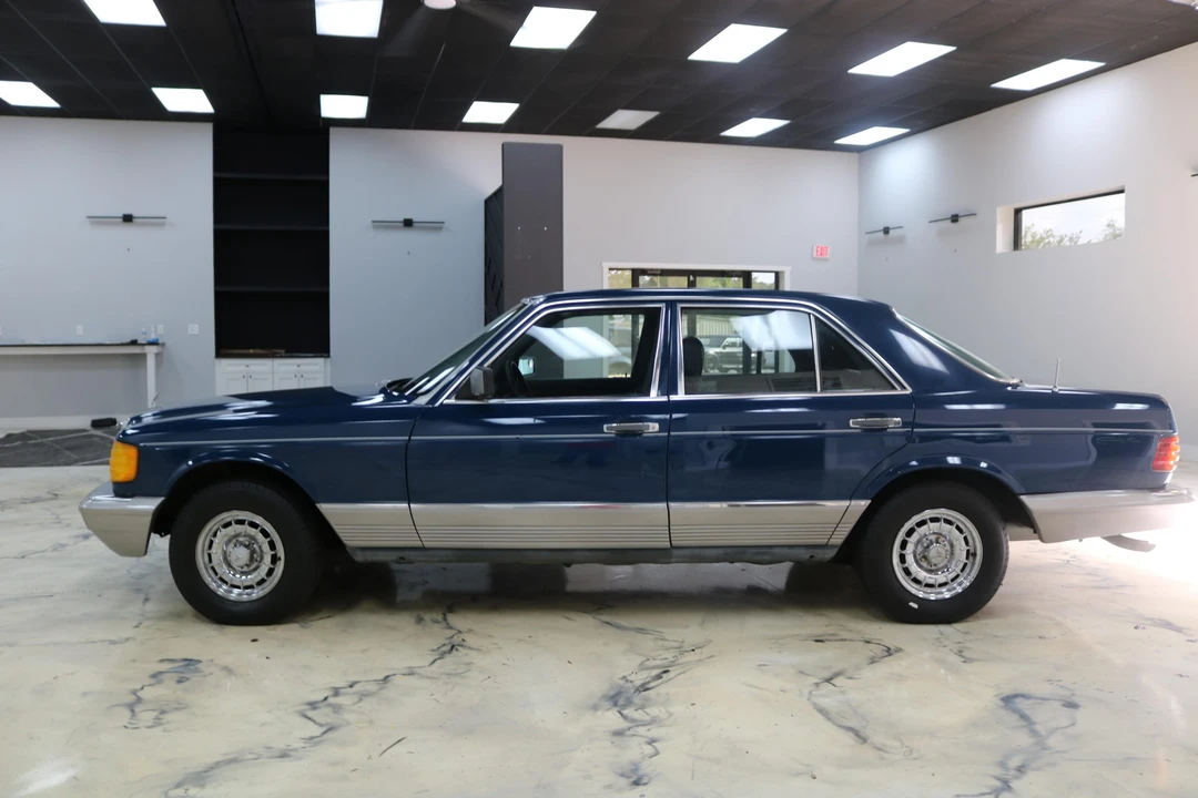 1983 Mercedes-Benz - Image 3 of 31