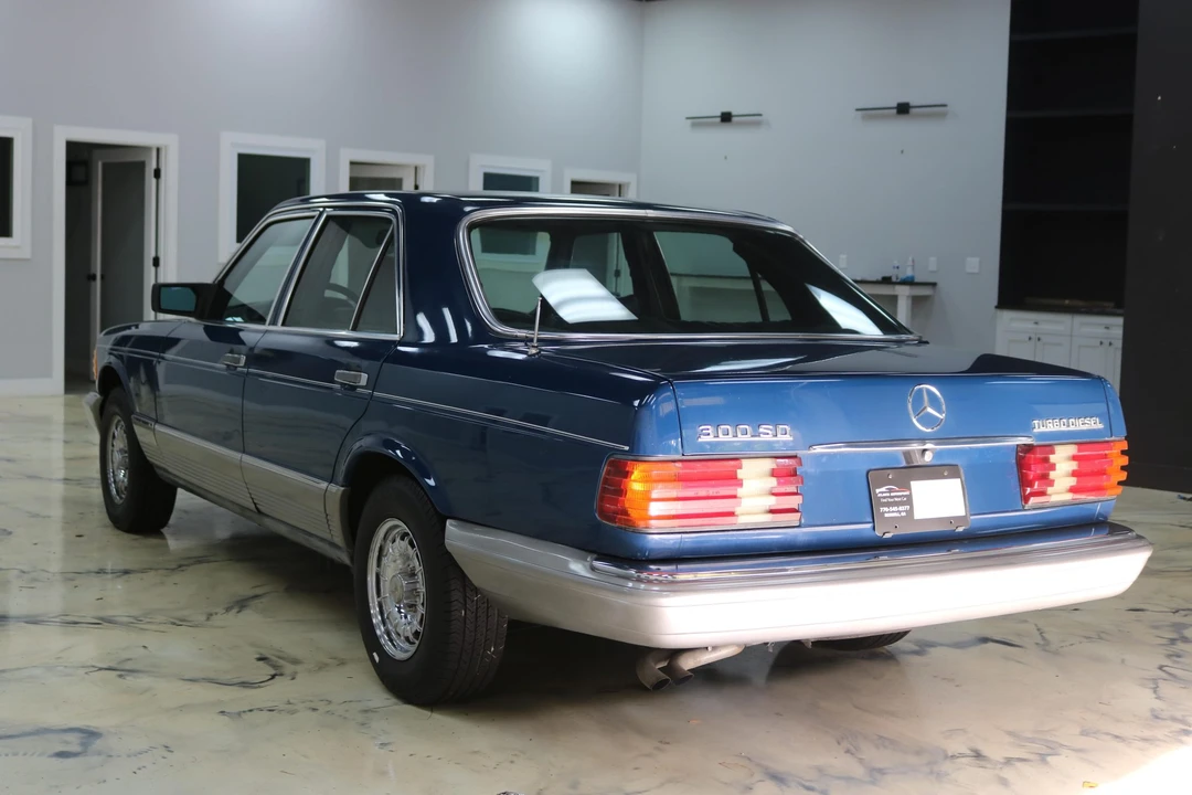 1983 Mercedes-Benz - Image 5 of 31
