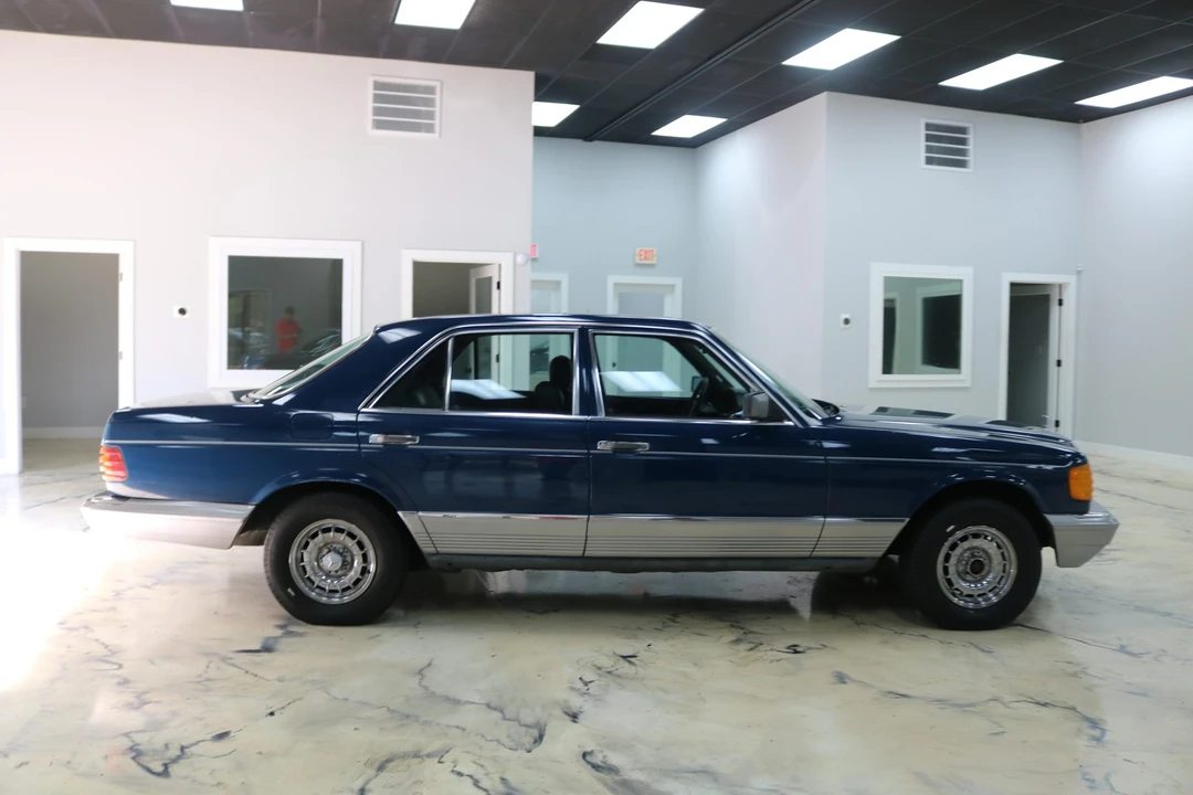 1983 Mercedes-Benz - Image 7 of 31