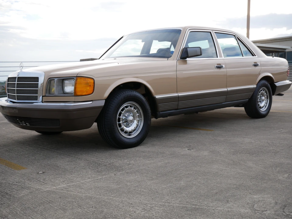 1983 Mercedes-Benz W126 S-Class Sedan - Image 19 of 31