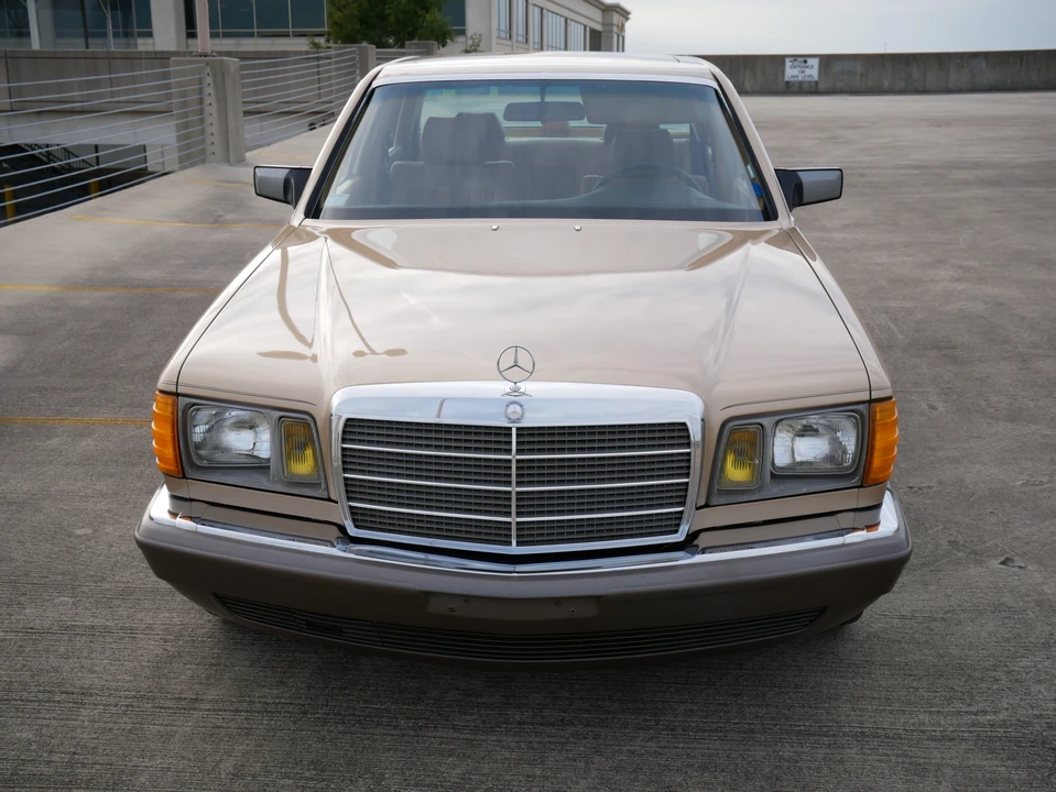 1983 Mercedes-Benz W126 S-Class Sedan - Image 18 of 31